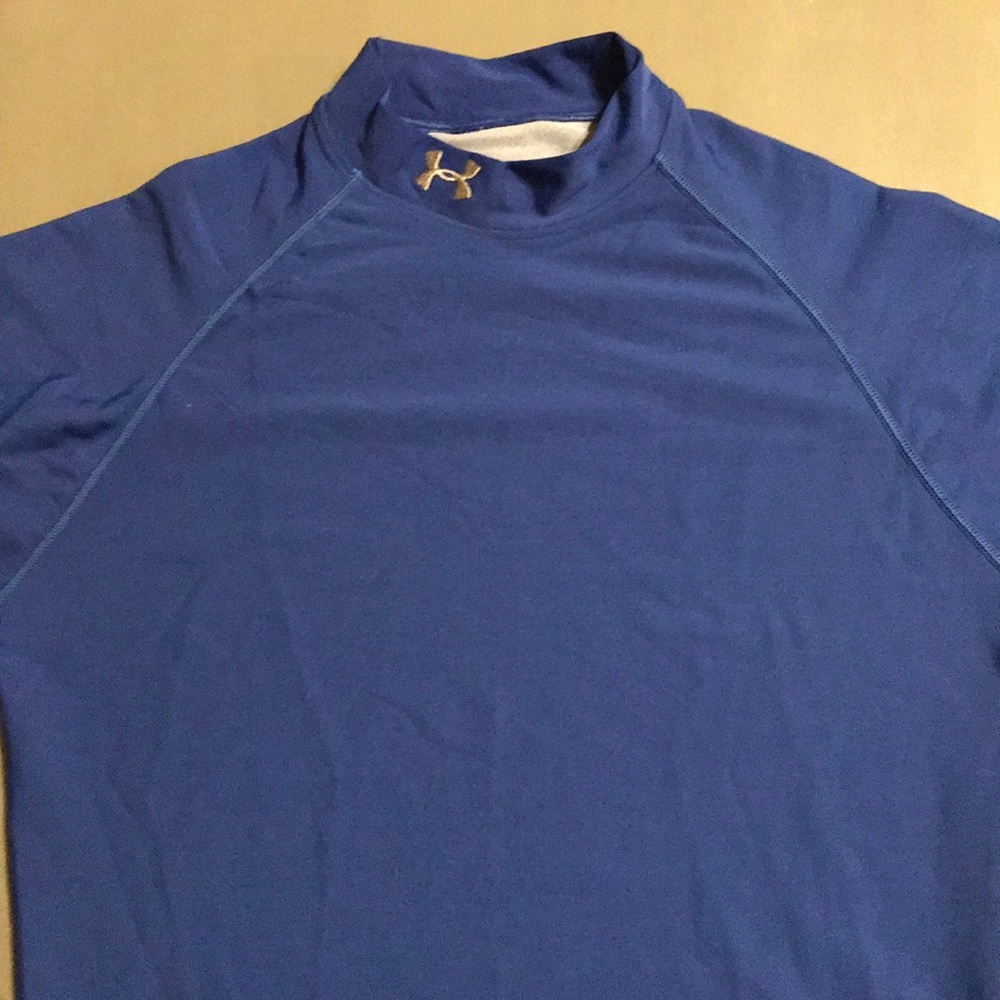 Under armour all season shirt - brand new!